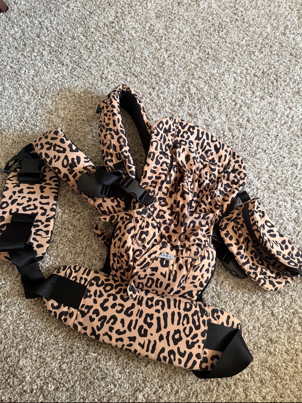 Wild Child Leopard Carrier - Tan/Black